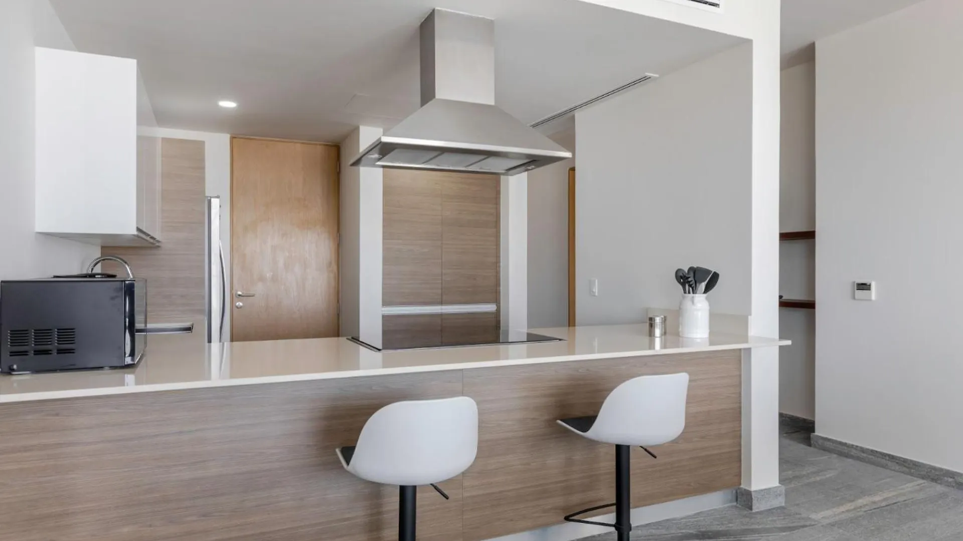 Luxurious 4Br Condo By The Beach - Rooftop Pool Cancún Apartman